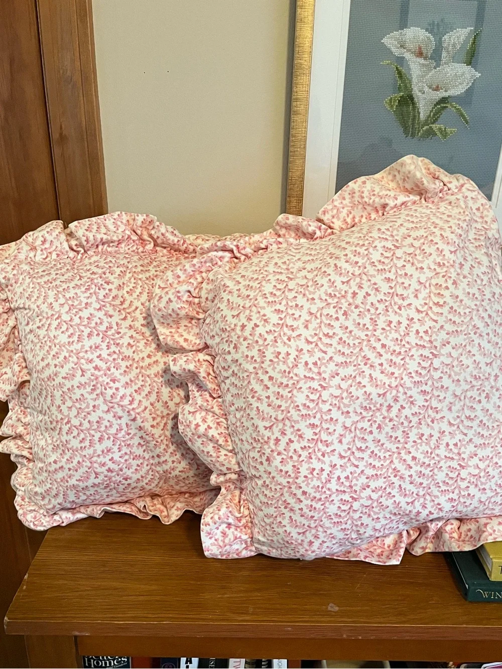 Vintage Set of 2 Pink Floral Ruffle Throw Pillows